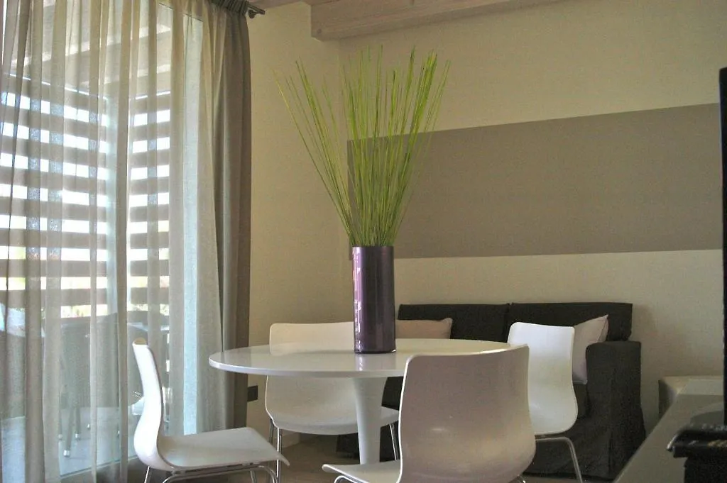 Bio Suites Pacinotti 바르돌리노 4*,